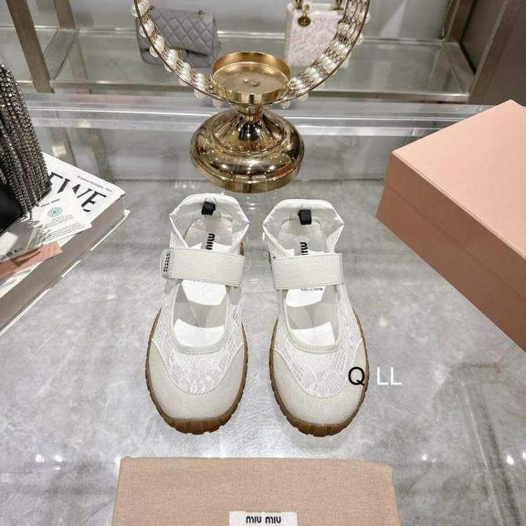 Picture of Miumiu Shoes _SKUMiuMiusz35-40LL050518091